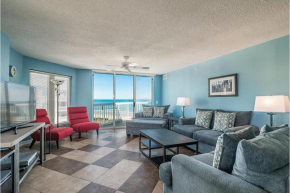 Beachfront Bliss with Spectacular Amenities